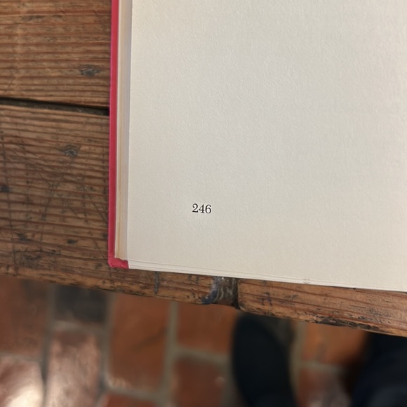 Free Fall In Crimson-John D. MacDonald 1st edition 1981 - Picture 4 of 6